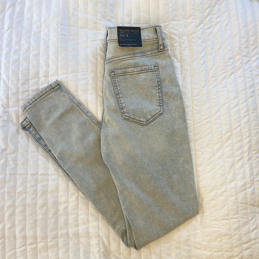 Banana Republic High Rise Skinnies, size 26/2, scored on clearance for $45
